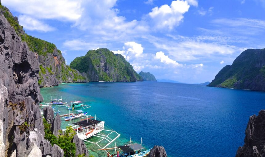 El Nido Tour C: Spectacular Secret Beaches and Memorable Treasures Await!